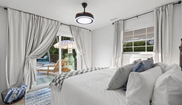 Retro-Chic Poolside Suite 2BR Getaway