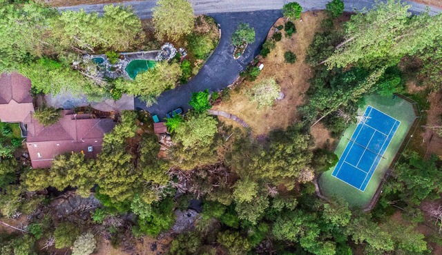 Riverfront Paradise w/Pool, Spa & Tennis Court
