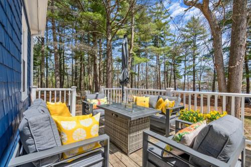 Riverfront Retreat in Wareham in Wareham