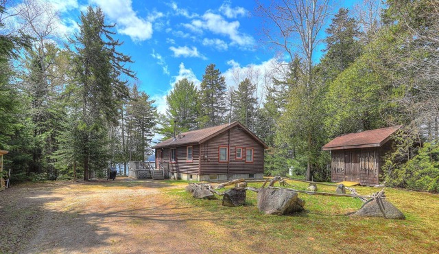 Rockery - Cozy Cabin on Mooselookmeguntic Lake