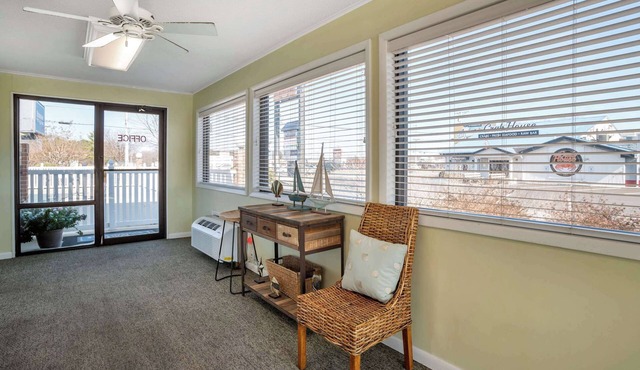 Rodeway Inn & Suites Rehoboth Beach