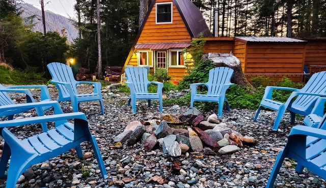 Rustic Cabin & A-Frame w/Firepit