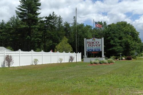 Saco River Motor Lodge & Suites