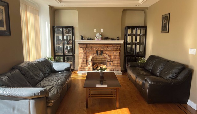 San Francisco - Lovely 3 Bedroom Home with Garage