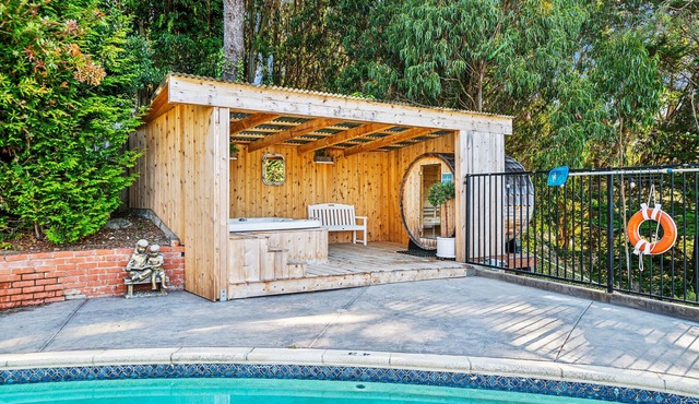 Serene Canyon Private Villa Pool HotTub Sauna Retreat STR Permit Number:14614552