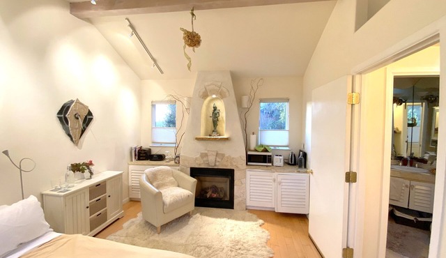 Serene Montclair Getaway