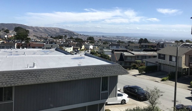 SF Bay views! Renovated home 4br/2.5 ba 10 min SFO