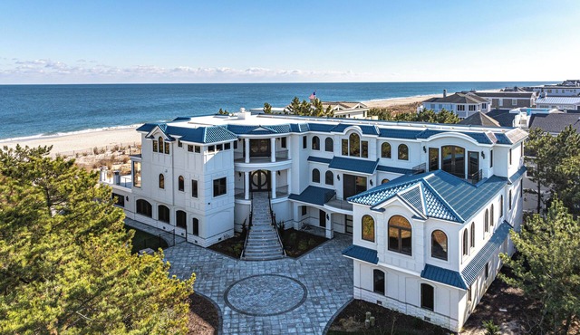 Shore King - Coastal Luxury at its Finest