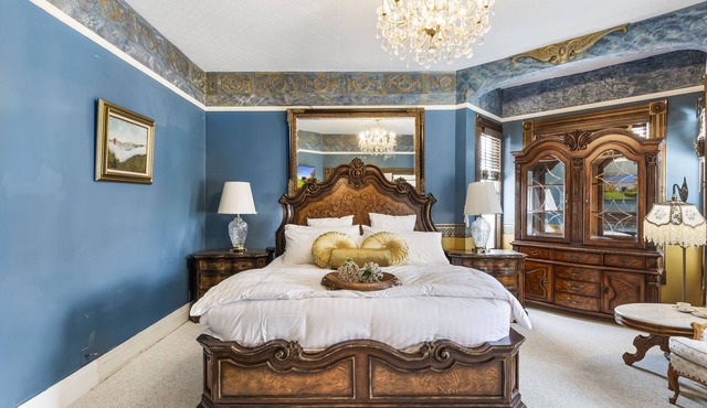 SJ Downtown Victorian Master King Bedroom 2