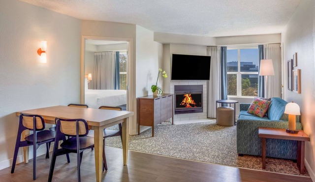 Sonesta ES Suites San Francisco Airport Oyster Point Waterfront