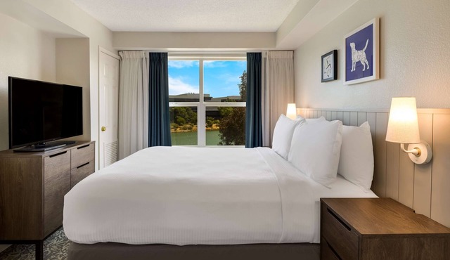 Sonesta ES Suites San Francisco Airport Oyster Point Waterfront