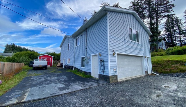 Spacious 3BR/3BA - Contractor-Friendly Stay