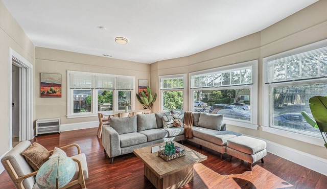 Spacious 5BR! Charming 5b/3b house in Downtown San Jose w/AC, Wifi, freeparkings