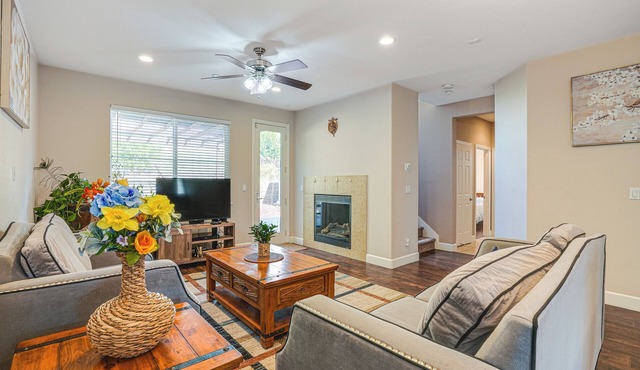 Spacious Bay Point Family Home w/Private Yard!