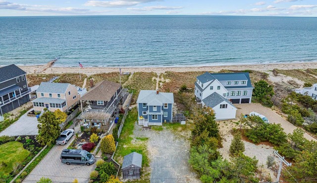 Spacious Cape Cod Waterfront Retreat Steps to Beach in Buzzards Bay