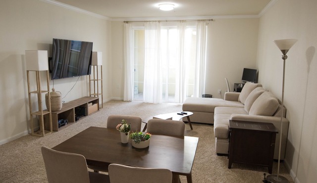 Spacious, Clean 1B/1Ba Condo in Milpitas