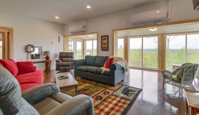 Spacious Greene Cabin Rental on 650-Acre Vineyard!