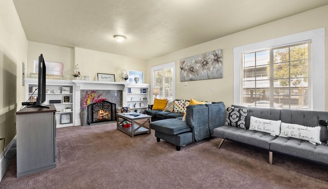 Spacious Home in the heart of the Bay