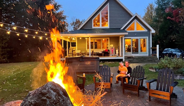 Spacious Maine Mountain Escape – Sleeps 15, Hot Tub, Ping Pong & Trails