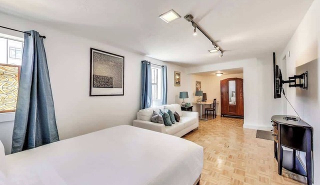 Spacious Studio Near Golden Gate Park
