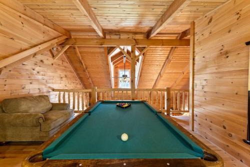 Starry Mountain Night- Private Pool, Pool Table