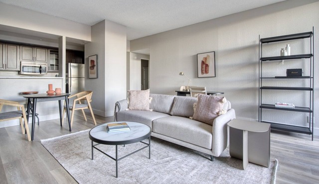 Stunning Palo Alto 1BR w/Gym, Pool & Lounge, nr tech HQs, by Blueground
