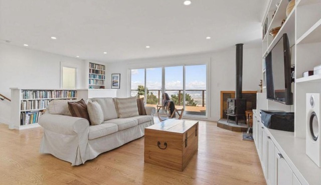Stunning Views by the Bay 2BR