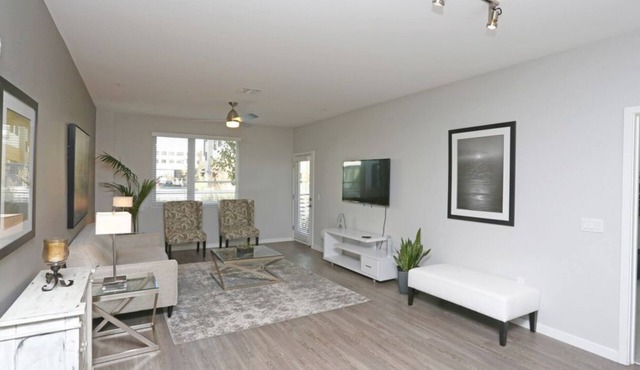 Stylish 1BR Condo in Silicon Valley