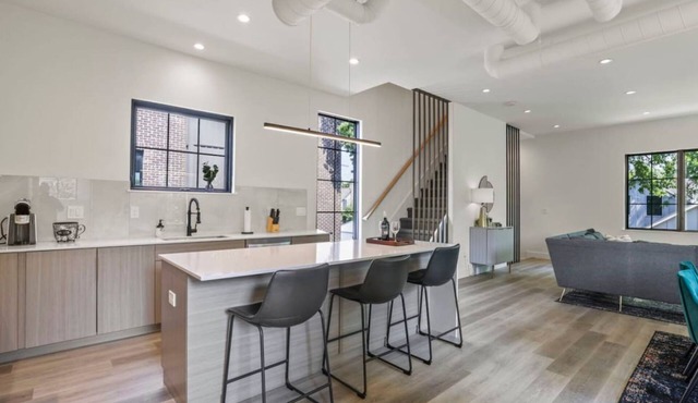 Stylish Getaway -columbus-3 Bedroom Masterpiece