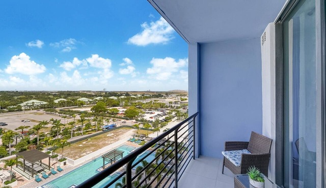 Stylish Studio | Pool View | Downtown Doral' Heart in Doral