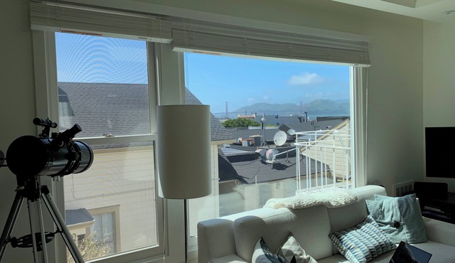 Sunny 3 Bedroom -Best San Francisco Neighborhood-Roofdeck w. Epic Views