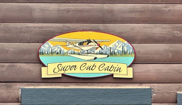 Super Cub Cabin - Cozy retreat with bay views, a shared hot tub, and fire pit!