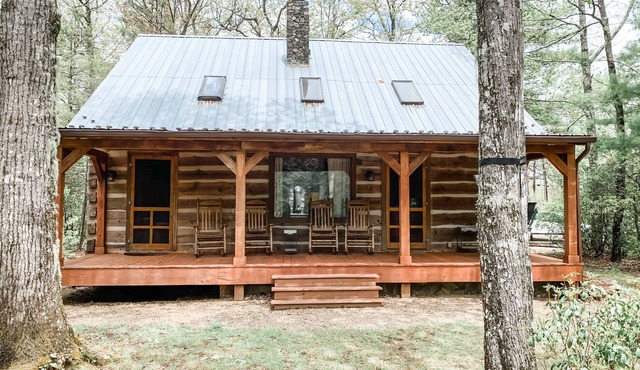 Taste of the Gorge - A True Log Cabin Experience