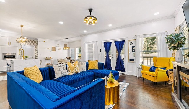 The ATL Grand Retreat | 5BR Luxury Home - Near Downtown Atlanta