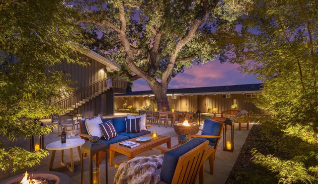 The Cottages Hotel