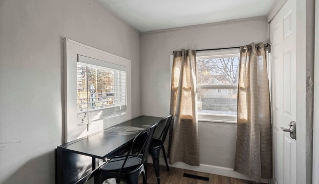 The Cozy Bellows Retreat for 4