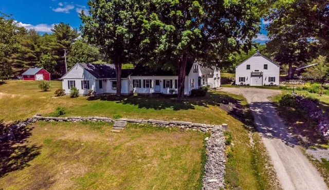 The Hive Newly Renovated Chic Farmhouse & Barn