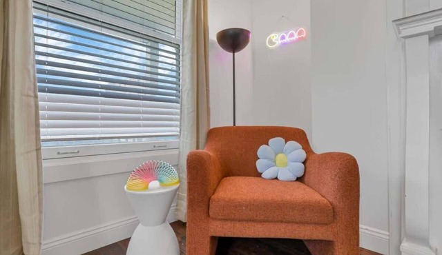 The Retro Sleepover Pad- 2 BR/1.5BA
