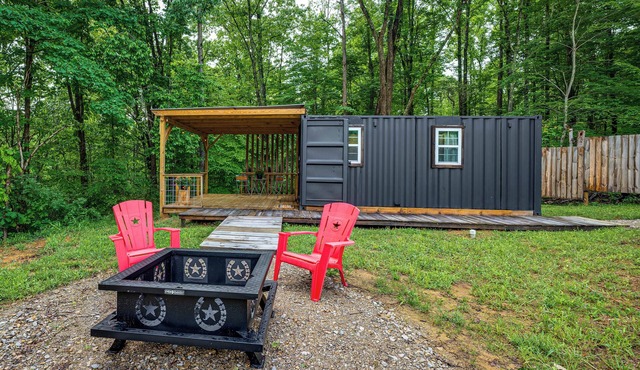 Tiny Cabin Nature Retreat Near Blue Rock