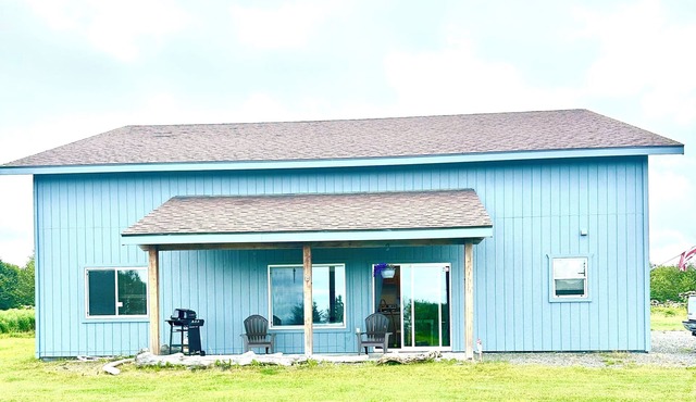 Touch of Alaska: Volcano Vista - Full House with Views