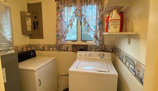 Tranquil 2-bedroom apartment in McDowell with AC, WiFi in McDowell