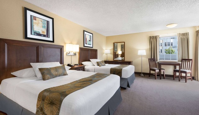 Travelodge by Wyndham San Francisco Bay