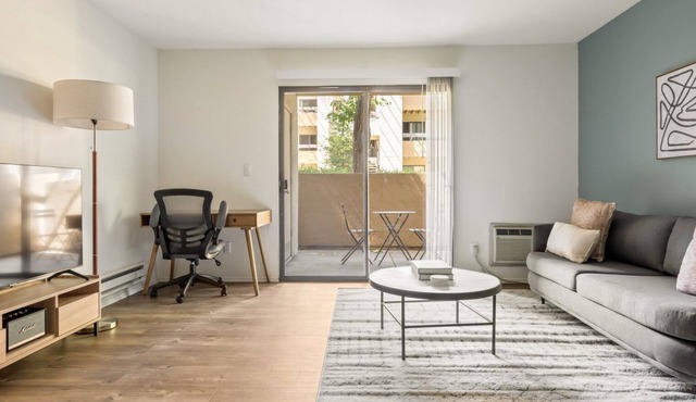 Trendy Mountain View 1BR w/Pool & Gym, nr Safeway, by Blueground