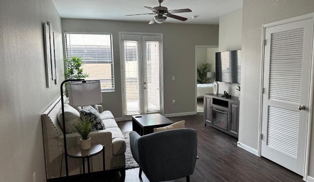 Two Bedroom apt City Center
