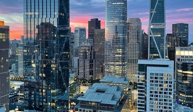 Unforgettable Luxury Penthouse ★Breathtaking Waterfront ~ SF Bay & Skyline Views
