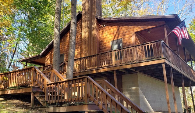 Vacation cabin in the beautiful Hocking Hills