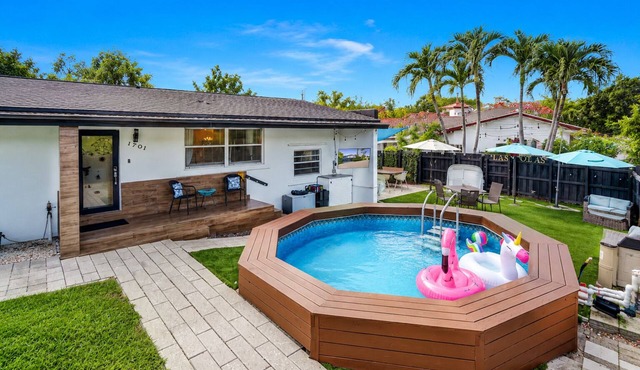 VIP Concierge Pool, BBQ, Bikes Airport 5 mins