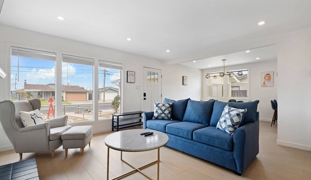 Walk to Beach - Remodeled Coastal 3 Beds Home Safe Town Highway 1 Near SF/SFO