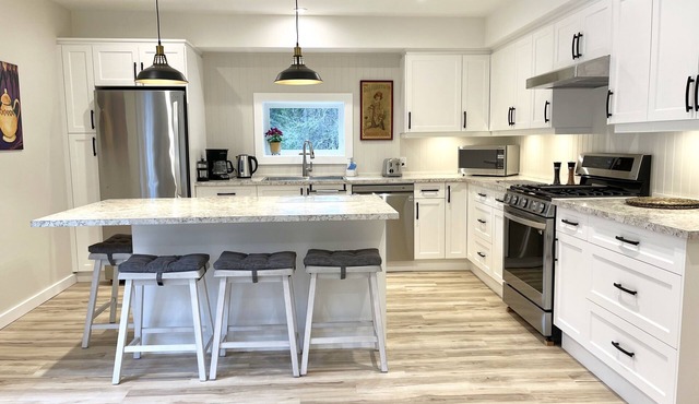 Warm, inviting updated 2 bdrm house in the forest-only minutes to town centre. in Duncan