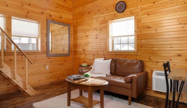 Waterfront Log Cabin Hideaway Sauna Trails